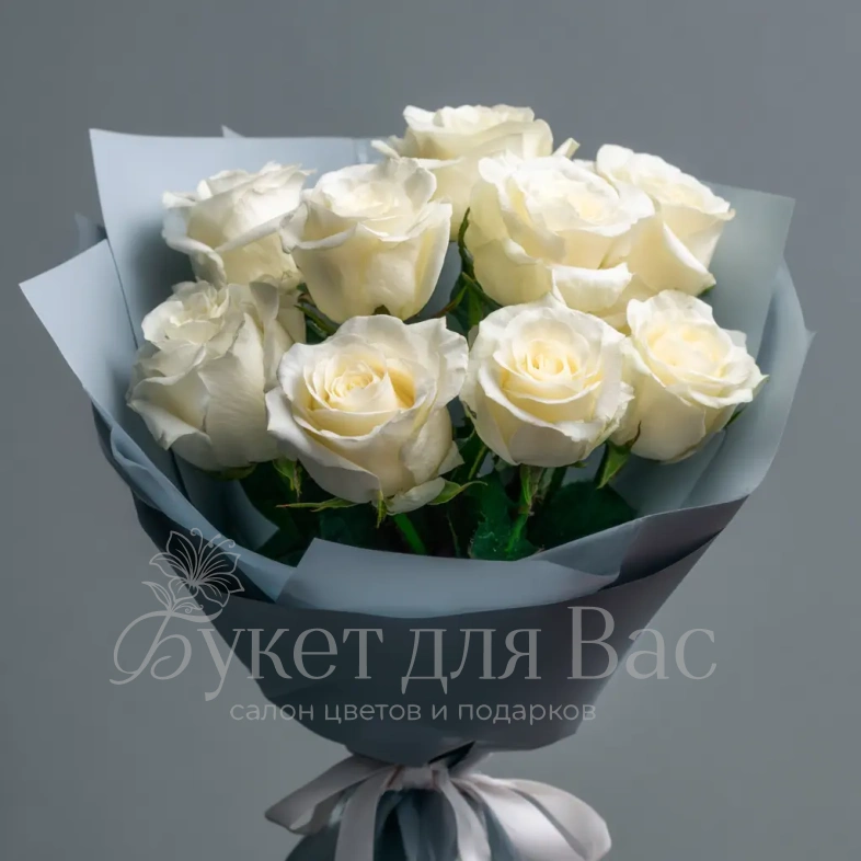 Белые розы &laquo;Белый лён&raquo;