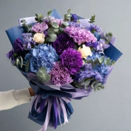 Букет с гвоздиками &laquo;Лунный свет&raquo; 0
