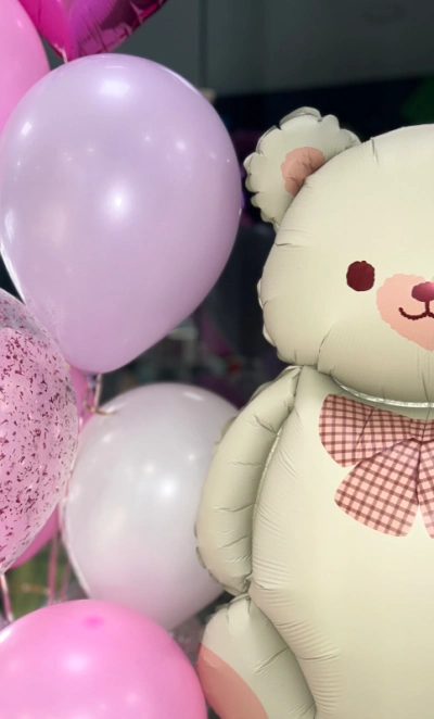 Сет из фонтана с латексными шарами и фольгированным сердцем с индивидуальной надписью и фольгированной фигурой