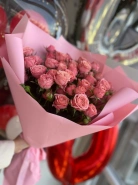 Букет кустовых роз 0