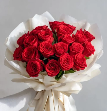 Красные розы «Алое признание»